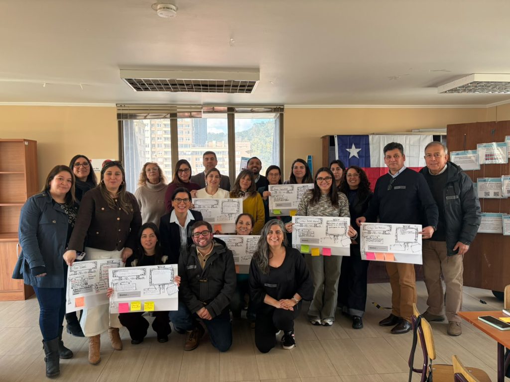 Escuelas y liceos de ocho regiones del país participan en jornadas de Brecha 0